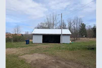 9320 E Division Road, Knox, IN 46534 - Photo 20