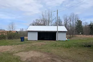 9320 E Division Rd, Knox, IN 46534 - Photo 20