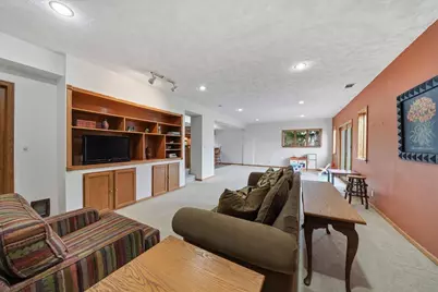 317 N 250 W, Valparaiso, IN 46385 - Photo 26