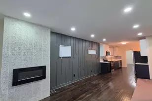 308 Pierce St, Gary, IN 46402 - Photo 2