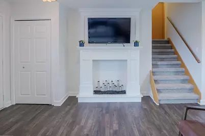5033 W 92nd Avenue, Crown Point, IN 46307 - Photo 6