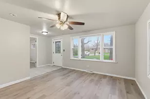 952 Willard St, Gary, IN 46404 - Photo 2
