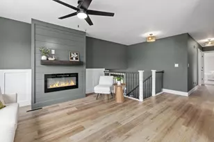 263 W 550 N, Valparaiso, IN 46385 - Photo 2