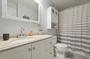 427 Nantucket Rd, Valparaiso, IN 46385 - Photo 10
