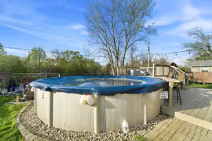 427 Nantucket Rd, Valparaiso, IN 46385 - Photo 16