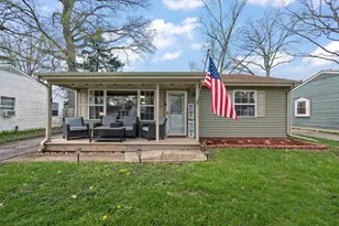 724 Imperial Rd, Valparaiso, IN 46385 - Photo 4