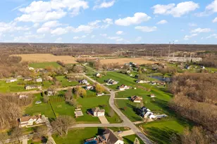 228 W Papillon Dr, Valparaiso, IN 46385 - Photo 58