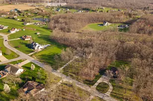 228 W Papillon Dr, Valparaiso, IN 46385 - Photo 56