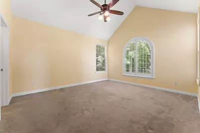 228 W Papillon Drive, Valparaiso, IN 46385 - Photo 16