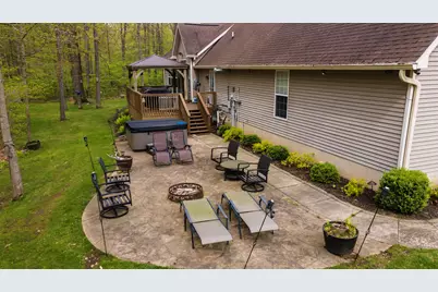 228 W Papillon Drive, Valparaiso, IN 46385 - Photo 36