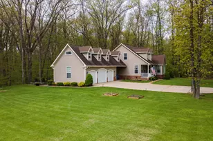 228 W Papillon Dr, Valparaiso, IN 46385 - Photo 48