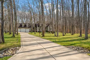 228 W Papillon Dr, Valparaiso, IN 46385 - Photo 52