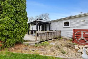 11318 W State Rd 2, Westville, IN 46391 - Photo 18