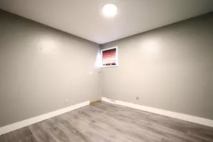 411 Cherry Hill Rd, Dyer, IN 46311 - Photo 12