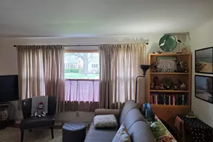 950 Lincoln St, Hobart, IN 46342 - Photo 6