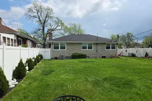 950 Lincoln St, Hobart, IN 46342 - Photo 20