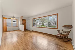 7021 Osborn Ave, Hammond, IN 46323 - Photo 2