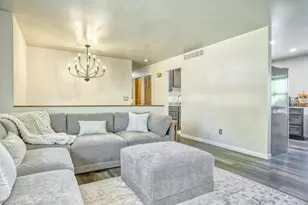715 Cheyenne Dr, Lowell, IN 46356 - Photo 2