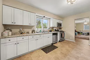 5828 W 122nd Ave, Crown Point, IN 46307 - Photo 6