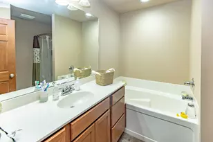 1370 Danvers Pkwy, Valparaiso, IN 46385 - Photo 24