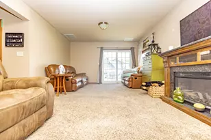 1370 Danvers Pkwy, Valparaiso, IN 46385 - Photo 12