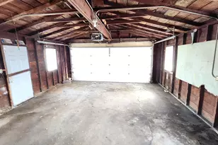 301 W 43rd Ave, Gary, IN 46408 - Photo 44
