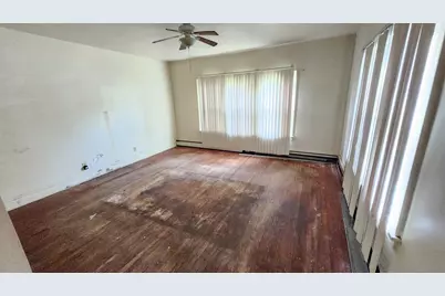 301 W 43rd Avenue, Gary, IN 46408 - Photo 26