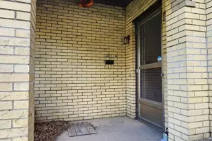 301 W 43rd Ave, Gary, IN 46408 - Photo 20