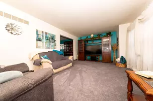906 Honeysuckle Ln, Michigan City, IN 46360 - Photo 8