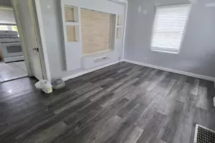 4433 Vermont Ct, Gary, IN 46409 - Photo 10