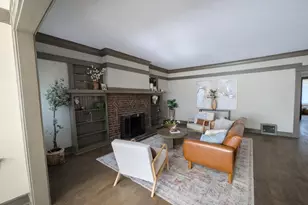 733 Lincoln St, Gary, IN 46402 - Photo 2