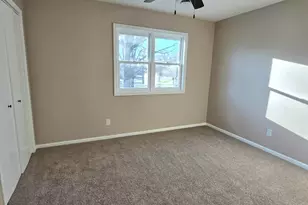 65 Deep River Dr, Hobart, IN 46342 - Photo 18