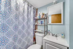 1421 Roberts Ave, Whiting, IN 46394 - Photo 16