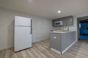 5550 Evergreen Ave, Portage, IN 46368 - Photo 18