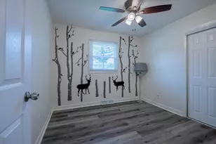 5550 Evergreen Ave, Portage, IN 46368 - Photo 10