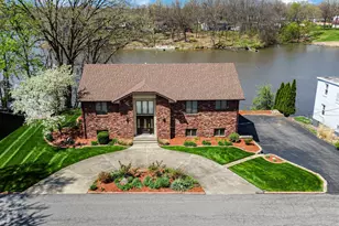 1242 River Terrace, Hobart, IN 46342 - Photo 2