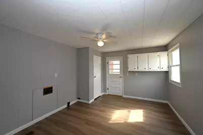 911 N Hathaway Street, Winamac, IN 46996 - Photo 6