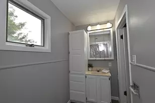 911 N Hathaway St, Winamac, IN 46996 - Photo 18