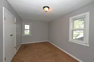 911 N Hathaway St, Winamac, IN 46996 - Photo 14