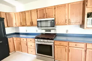 303 E Porter Ave, Chesterton, IN 46304 - Photo 12