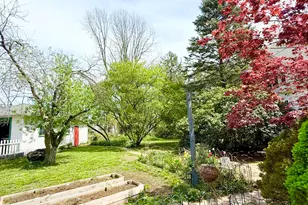 303 E Porter Ave, Chesterton, IN 46304 - Photo 32