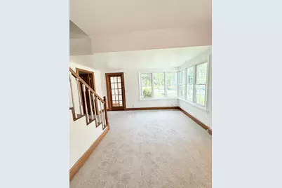 303 E Porter Avenue, Chesterton, IN 46304 - Photo 6
