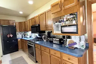 303 E Porter Ave, Chesterton, IN 46304 - Photo 8
