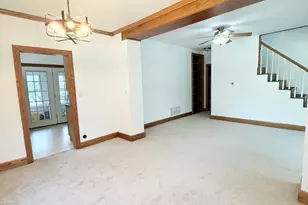 303 E Porter Ave, Chesterton, IN 46304 - Photo 4