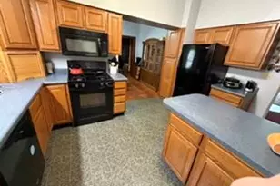 2198 Crisman Rd, Portage, IN 46368 - Photo 8