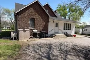 2198 Crisman Rd, Portage, IN 46368 - Photo 6