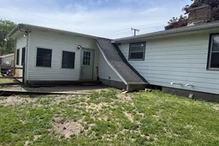 1034 Woodlawn Ave, Michigan City, IN 46360 - Photo 6
