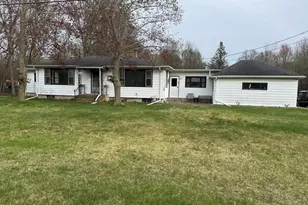 1034 Woodlawn Ave, Michigan City, IN 46360 - Photo 1