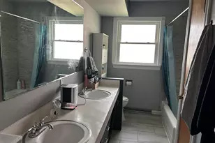 905 Plain St, La Porte, IN 46350 - Photo 8