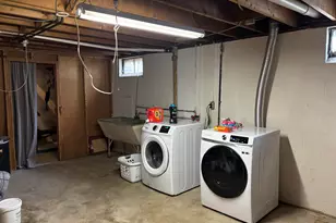 905 Plain St, La Porte, IN 46350 - Photo 12